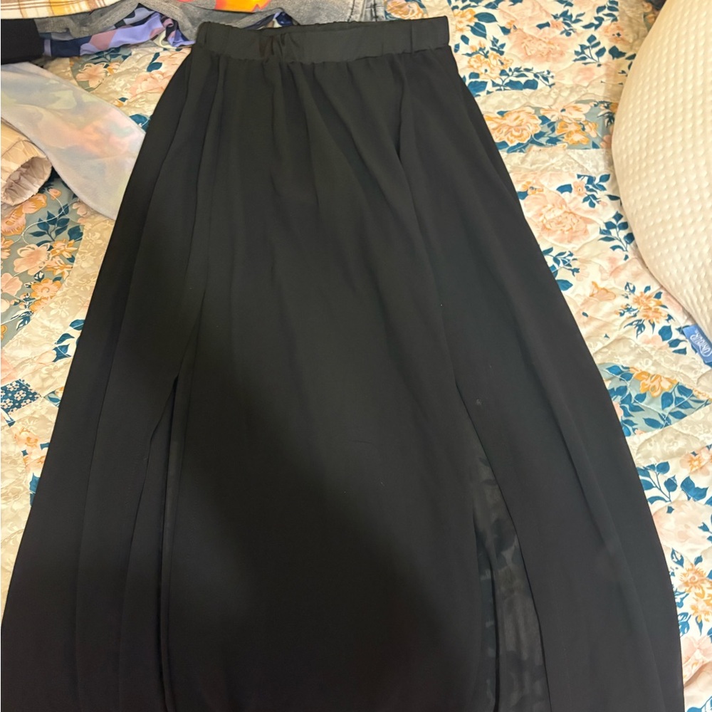 Elegant Black Women's Skirt